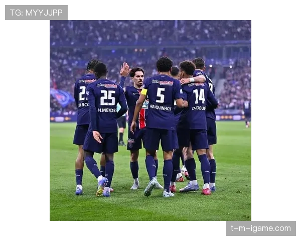 兰斯球队重组架构引关注,新赛季剑指竞争力重塑与稳健表现 兰斯球队重组架构引关注,新赛季剑指竞争力重塑与稳健表现