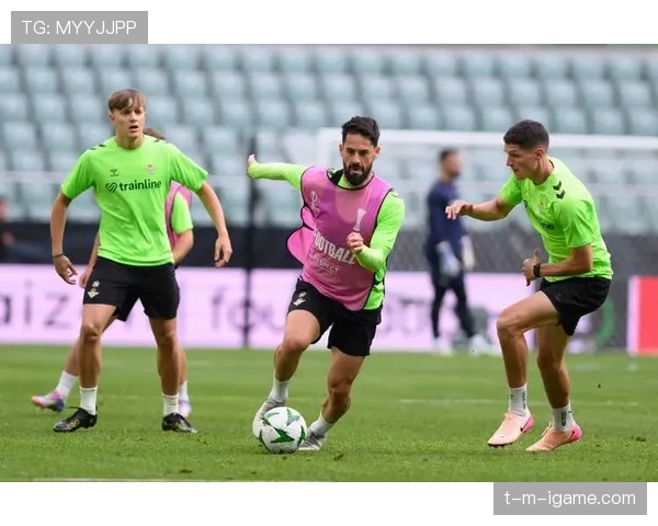 马塔的比赛影响力重塑球队格局，助力年轻球员表现稳健